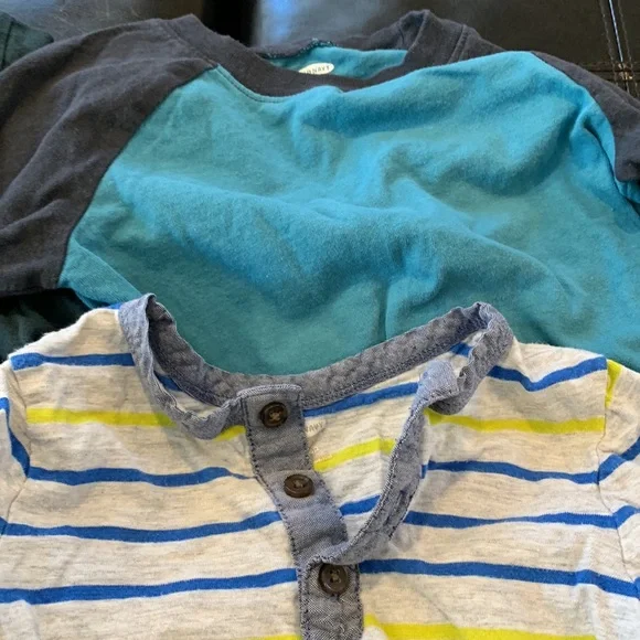 4T long sleeve tshirt bundle Gap Old Navy - Picture 4 of 4